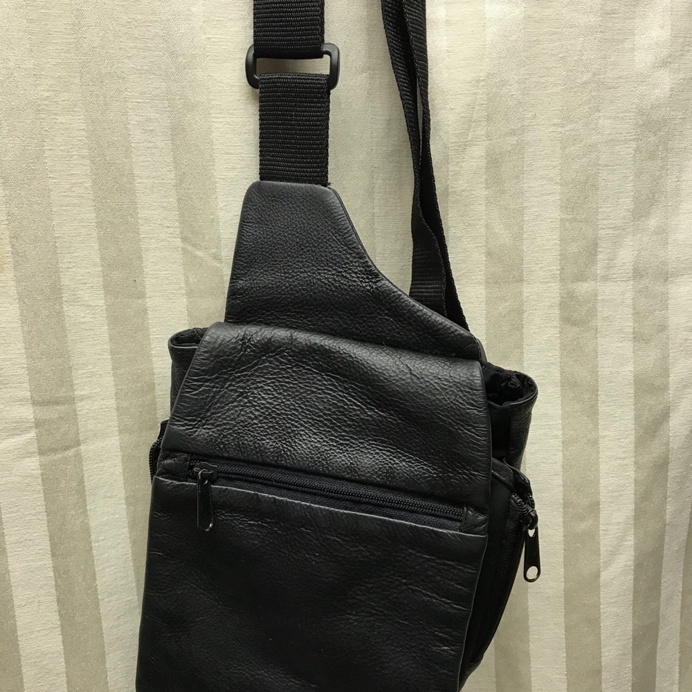 Crossbody, leather